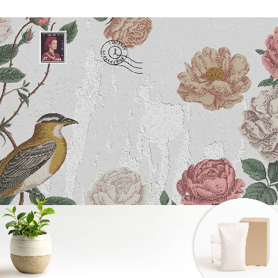 Tapeta s motívom kvetov a vtáka na stene