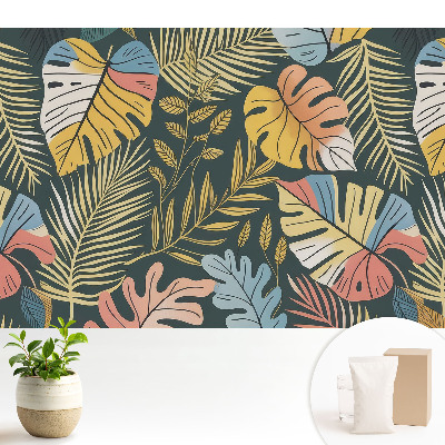 Tapeta s motívom farebných tropických listov na tmavom pozadí