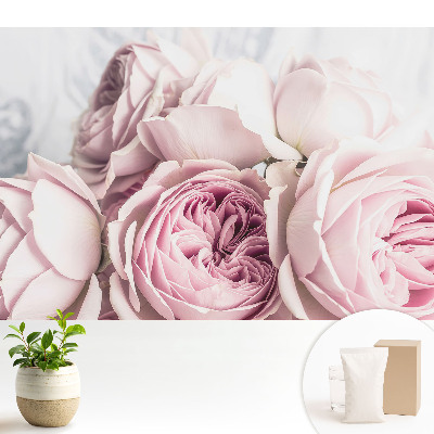 Tapeta do obývačky s motívom jemných ruží v romantickej kytici