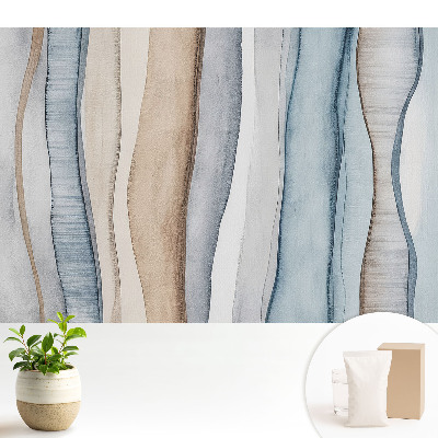 Tapeta do obývačky s vertikálnymi vlnami modrých a béžových pruhov
