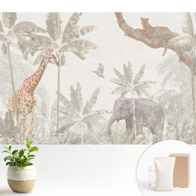 Tapeta s exotickou faunou a florou v pastelových tónoch