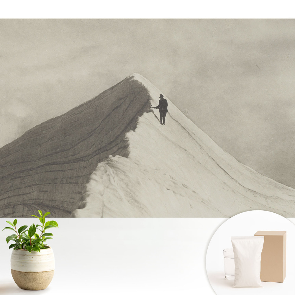Luxusná tapeta Vrchol hory a osamelý horolezec