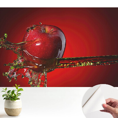 Tapeta Dynamické červené jablko v rozstreku tekutiny