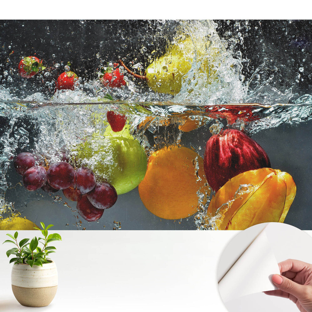 Luxusná tapeta Farebné ovocie vo vodnej explózii