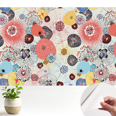 Tapeta do obývačky s kvetinovým vzorom v energetických farbách