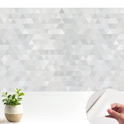 Tapeta na stenu samolepiaca s geometrickým vzorom trojuholníkov v odtieňoch sivej