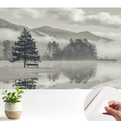 Luxusná tapeta s motívom očarujúcej hmly nad jazerom v klasickom štýle