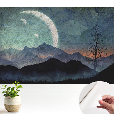 Tapeta s motívom tajomných hôr a mesiacov