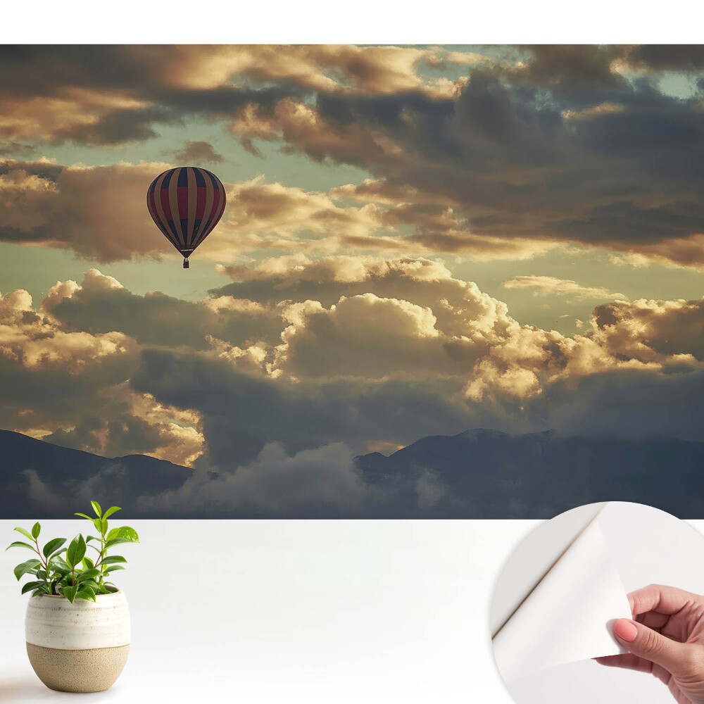 Tapeta do obývačky Let balónom vo vysokých nebesiach