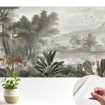 Tapeta do obývačky s motívom exotickej lesnej krajiny a jelenej zveri