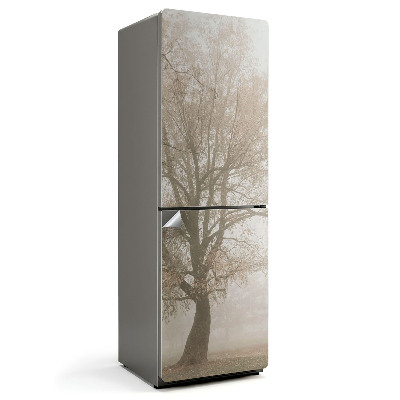 Nálepka na chladničku Zahmlená krajina so stromom