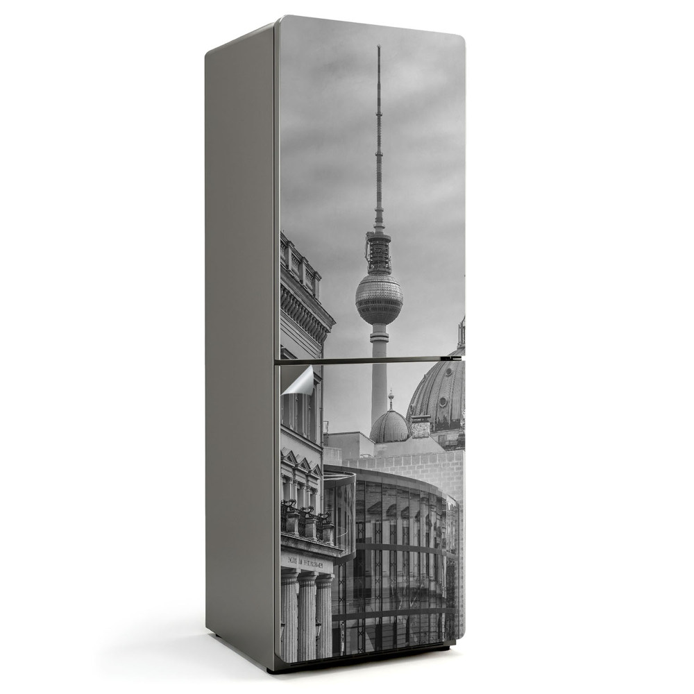 Nálepka na chladničku Televízna veža v meste