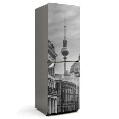 Nálepka na chladničku Televízna veža v meste