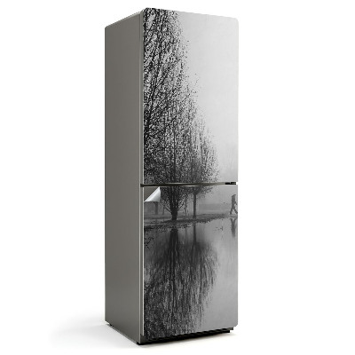 Fototapeta na chladničku Prechádzka v hmlistom parku