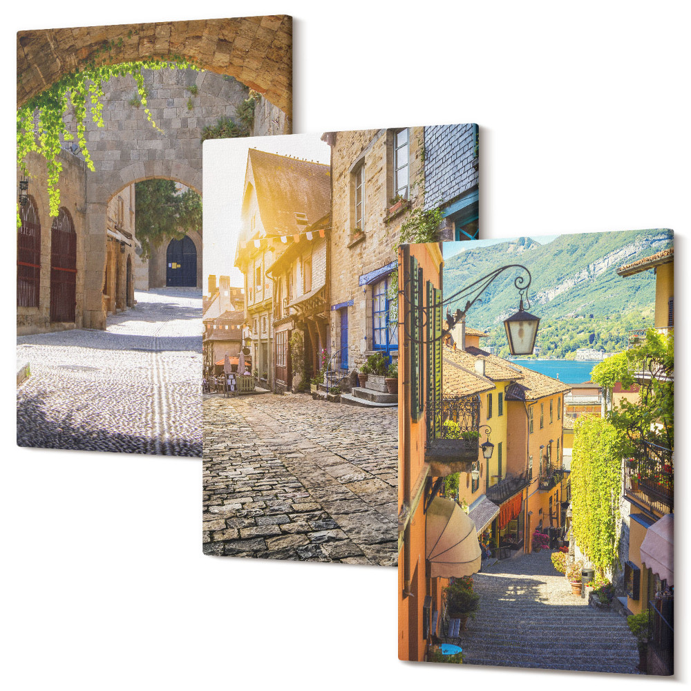 Sada 3 obrazov Očarujúce uličky s kamennými budovami a bránami