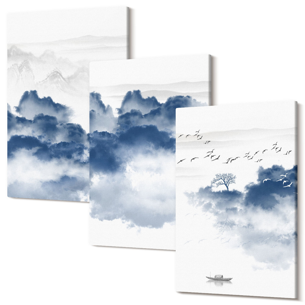 Sada obrazov triptych Oblačné hory so stromami a vtákmi v pozadí