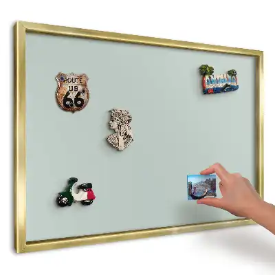 Magnetická tabuľa na suveníry z ciest jemný pastel