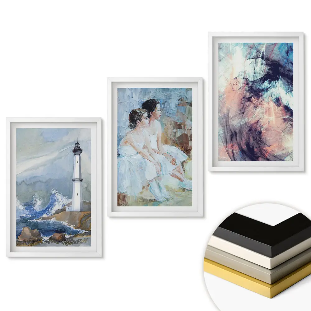 Triptych v ráme s umeleckými motívmi v troch štýloch